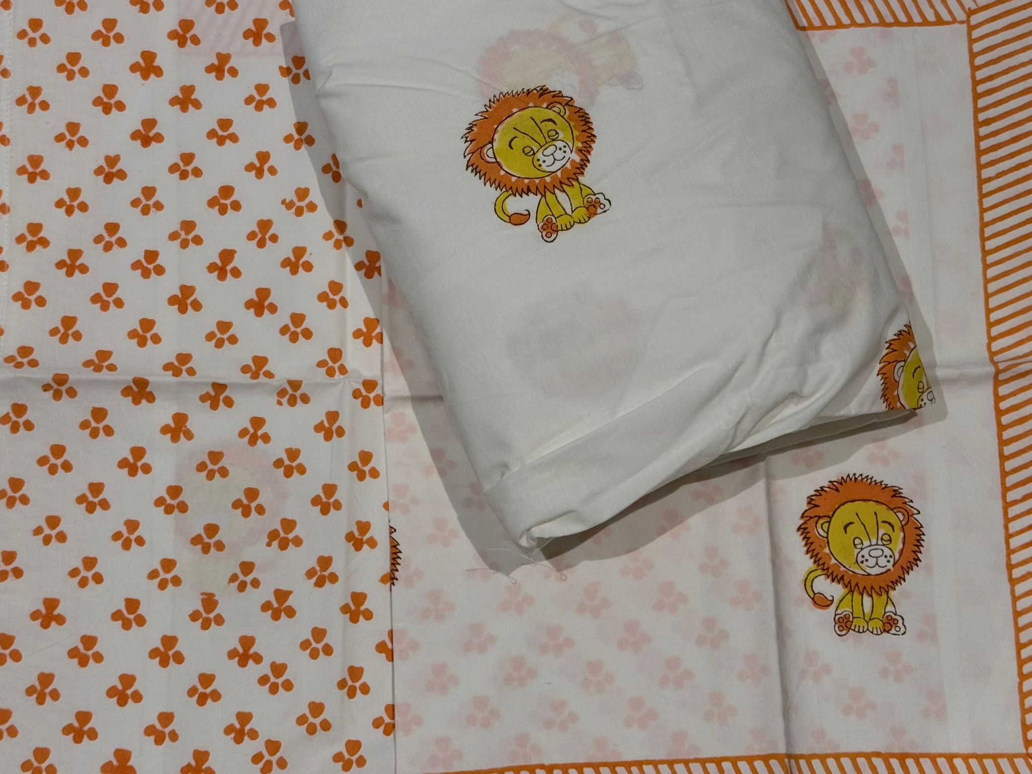 Mischievous Lion - Jaipur Hand Block Print 100% Cotton Fitted Bedsheet Set